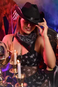 dahian_carter: Happy Halloween ( 3 фото)