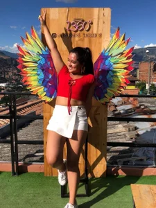 cristina1800 Happy Pic