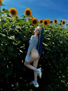 MiaKarlos Public Immagine 