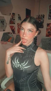 Luna-Chann The spider woman 🖤🕷🕸 Pic 2