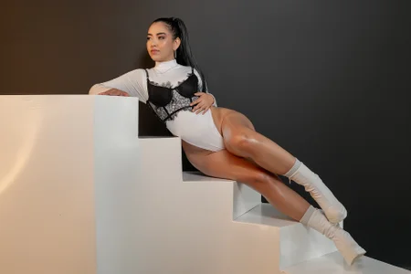 SophieLanne Public Pic