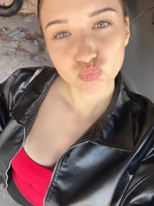 RoseDiebol sunny person Hình 4