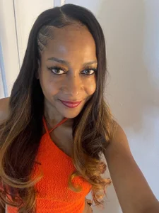 Am I your desire?😈 de karla_dunn  3 Imagens