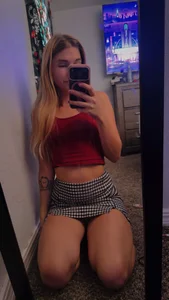 MisCheeks69 Small but cute  4 снимка