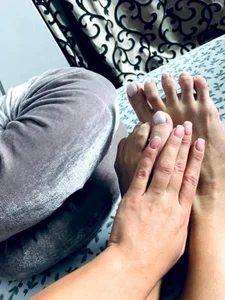 KrisKkiki Who say TOES,FEET? ALL PACKET??💥💥🤩 Poză 7