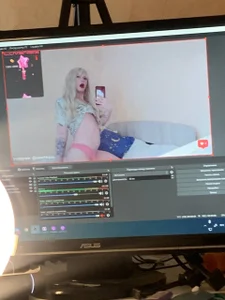 stassie_mil: p0op ( 3 фото)