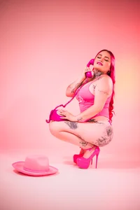 IsabellaDankworths Pretty & Naughty 🎀 Pic 8