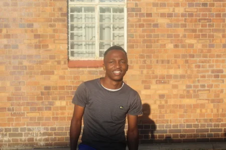 realGsign I am gsign Pic 2