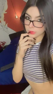 KarelyMitchel Sexy Casual Girls 🥵🥵 Foto 4