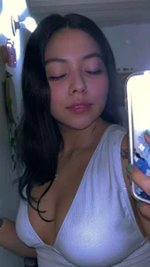 AnnieRouse__ Public Pic 3