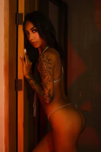 valery_carter01 Look but Don't Touch 🔥 Pic 5