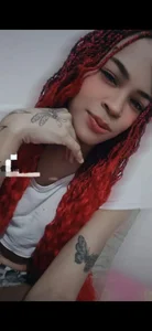 AlphaAndQueen Public Foto
