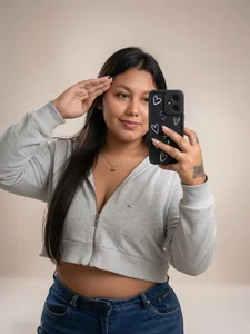 Curvy_little19 Public Pic 8