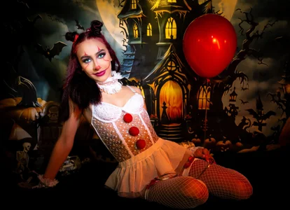 hallowen de emily_daarell  7 Imagens