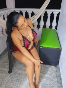 Francesca_ferrari Pijama in my balcony Pic