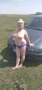 EllieLovee sex in nature зображення