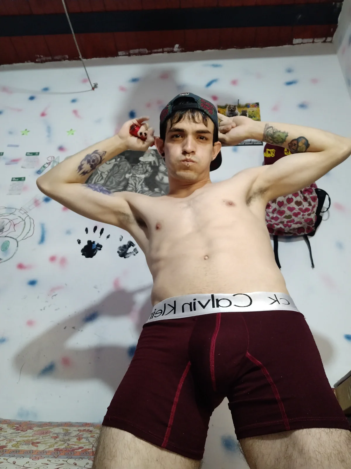 Трендове зображення  4916 Maykiinn
