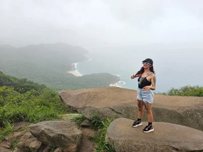 Redlu_1 travel for the world Pic 2