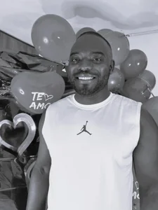 Jean_carlos94 San Valentin 🎁🎀  9টি ছবি