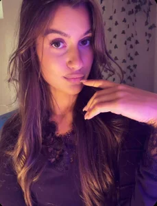 HoveNenets 🦋 Pretty mood activated ✨😈 - {count, plural, one {תמונה אחת} two {שתי תמונות} many {# תמונות} other {# תמונות}}