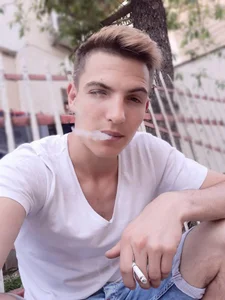 Your_perfect_boy Public Pic