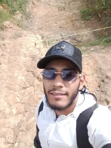 warmNoah a little of me Foto 5