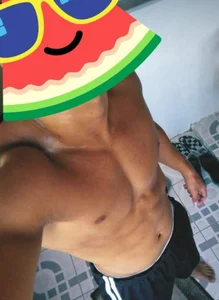 Eu de HenriqueGotze  Imagens