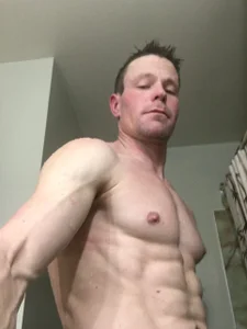 ryallcjohnson Public Foto 3