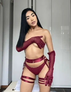 sussie_thompsom lady Pic 2