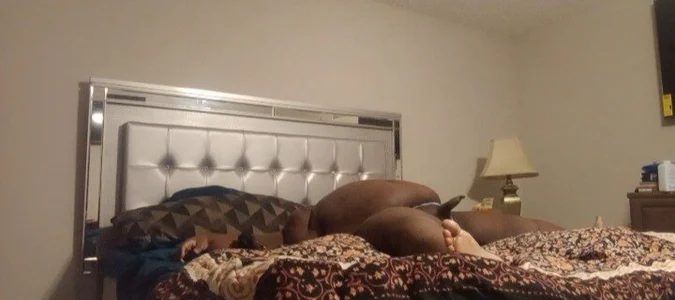 ChristinaChristy Thumbnail for I Smacked my Ass in Bed while Wearing Women Thong 사진