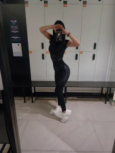 salmaesco Athletic girl Pic 6