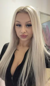 Me🙂‍↔️💞 od leoniespalace_official  3 snímek