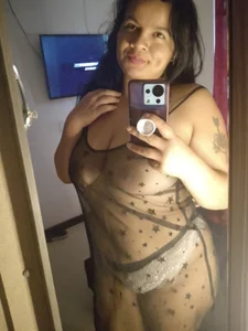 LESLYANDSAMANTHA Yo Pic 2