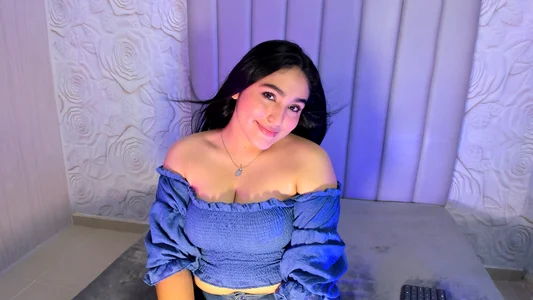 Lya_dubois_ 💙💙 Pic 2