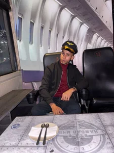 Alex_bigcock11_ Your sexy pilot 🛩️🧑🏼‍✈️ Foto 3