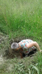 ExquisiteMature Digging an outhouse pit Poză 3