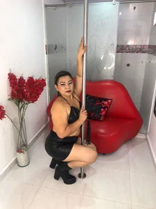 dianamilf dominant to you Poză 4