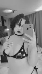 viiolett_lee B/W💋 Bilde 5