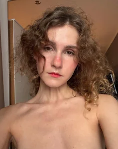 CarinaCurly Public صورة واحدة|CarinaCurly Public صورتان|CarinaCurly Public  4 صور|CarinaCurly Public  4 صورة