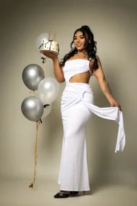 Roxana_gomez my happy birthday.🎂🤍🩶 Poză 2