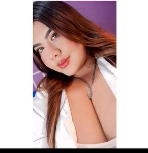 TiffanyMonrow “A little bit of me” Billede 4