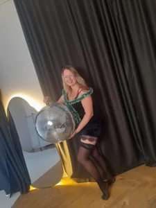 Ivanka_sss Merry Christmas and Happy new Year! Pic