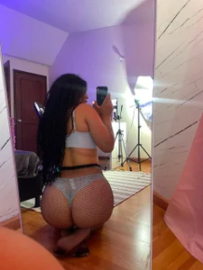Nanis_ec: sexy fishnet stockings 😈​🍑​ ( 2 фото)