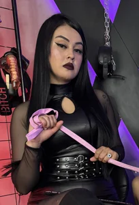 MissVictorya_BDSMPublic Bild 7