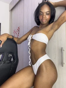 Riri_Blonde10 🤎😈 Pic 4