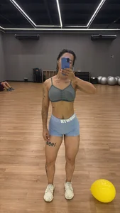 Kelly_Fitness treino 💪🏼leggings e top Foto 8