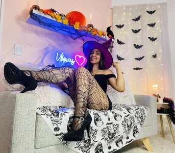 VenusIslove Halloween 2024 รูป 