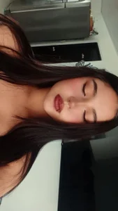 Afrodita_Wild_v Public Foto