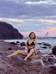 LittleAleKsandra's XXX Nude Photo 7