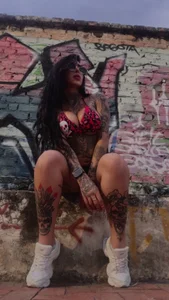 BunnyLola2 A little bit of sun 🔥🌅 slika 2